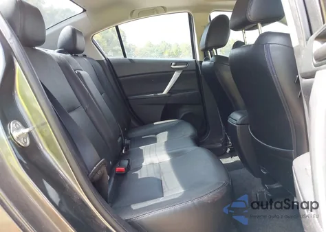 2011 Mazda Mazda3 S Grand Touring из США, поврежденный, VIN JM1BL1W50B1386537